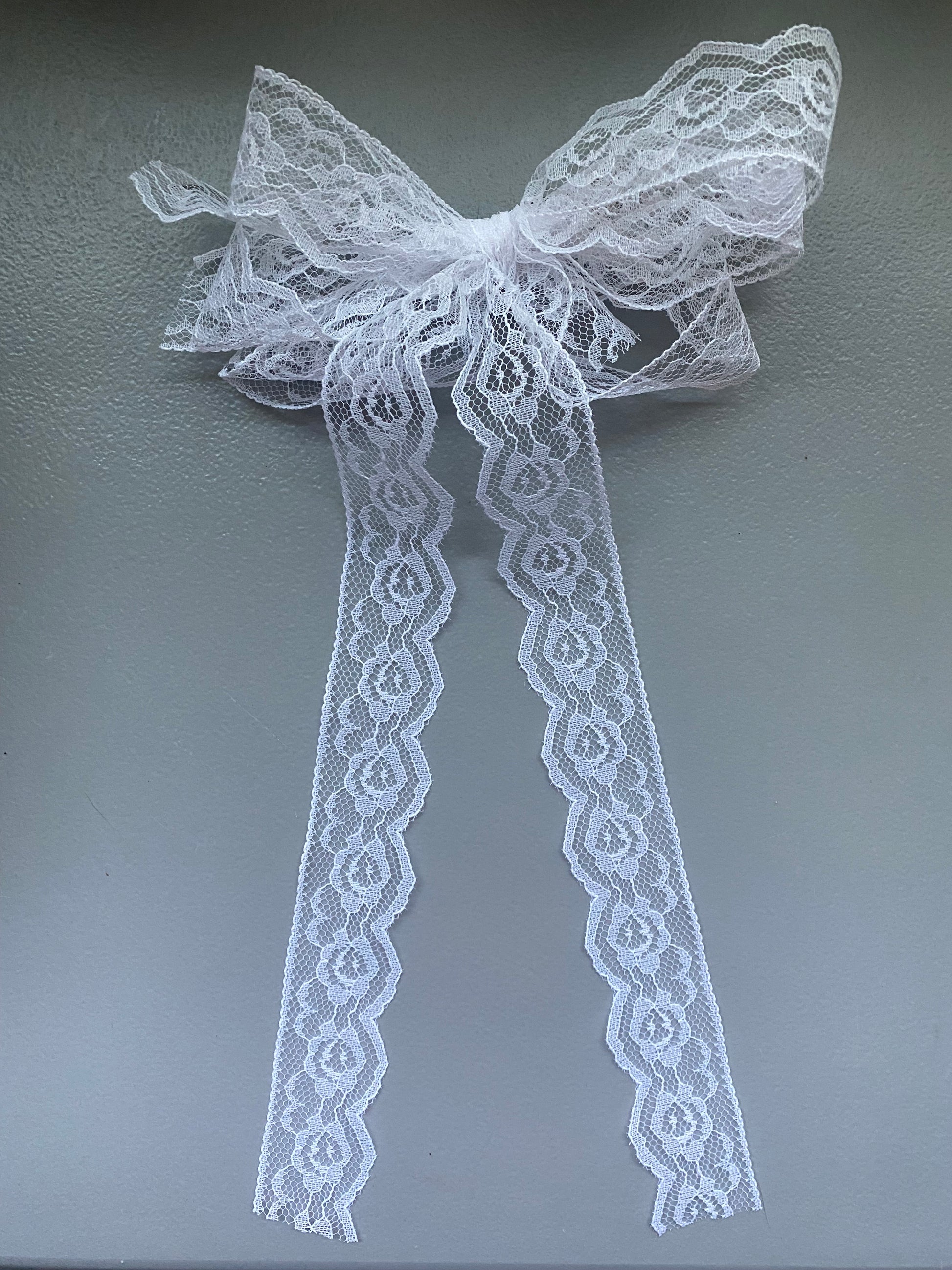 White Lace Bow